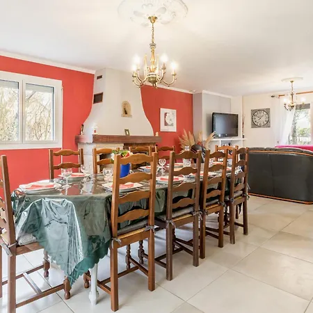 Maison Familiale Avec Piscine Chauffee, Proche Plages Et La Baule - Fr-1-306-1266 *