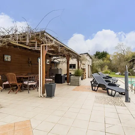Semesterbostad Maison Familiale Avec Piscine Chauffee, Proche Plages Et La Baule - Fr-1-306-1266