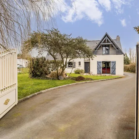 Maison Familiale Avec Piscine Chauffee, Proche Plages Et La Baule - Fr-1-306-1266